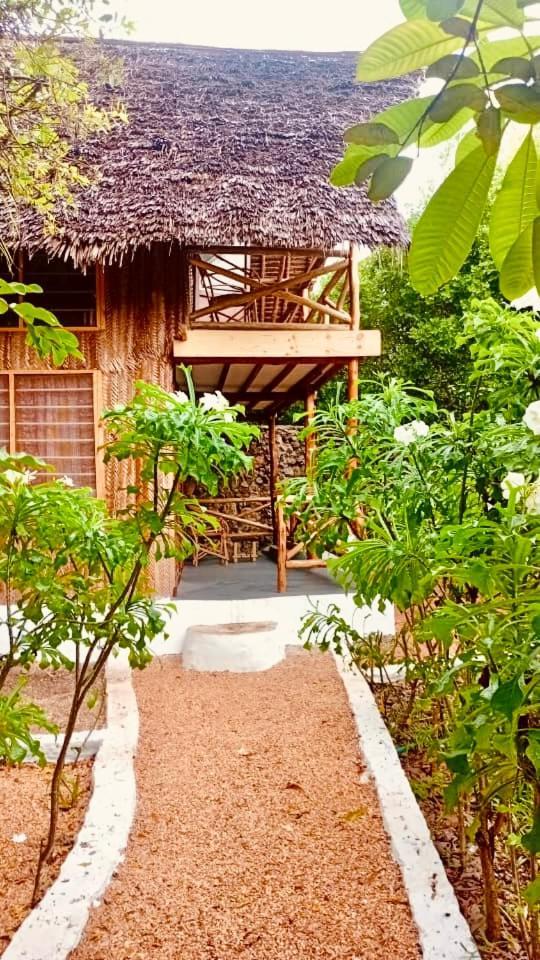 Embe Lodge كيزيماكزي المظهر الخارجي الصورة